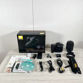 NIKON D7000 デジタル一眼レフカメラ 18-140mmレンズキット