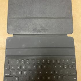 Apple iPad Smart Keyboard Folio 本体
