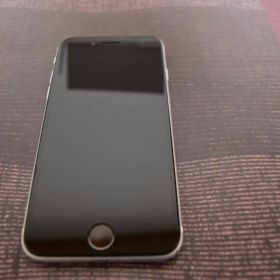 【送料無料】Apple iPhone SE 第2世代 ホワイト 本体 箱あり