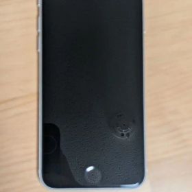 美品 iPhoneSE 第2世代 (SE2) ホワイト 128GB SIMフリー