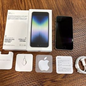 Apple iPhone SE 第3世代 本体+純正ケーブル等の付属品