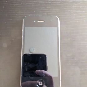 Apple iPhone 4 本体