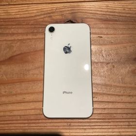 Apple iPhone XR ホワイト 本体64gb