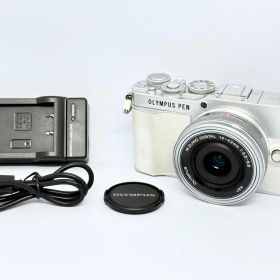 ⭐️OLYMPUS PEN E-P7 ミラーレス一眼 EZレンズキット⭐️