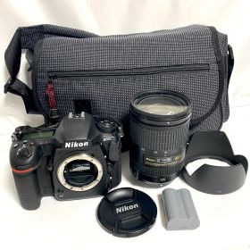 Nikon D500 ボディ AF-S NIKKOR 18-300n