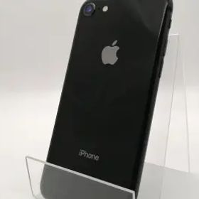 【中古】Apple au 【SIMロック解除済み】 iPhone 8 64GB スペースグレイ MQ782J/A【スマーク伊勢崎】保証期間１ヶ月【ランクC】