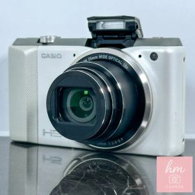 【美品】CASIO HIGH SPEED EXILIM EX-ZR800 ホワイト 1610万画素 光学18倍ズーム 広角25mm 5軸手ブレ補正 タイムラプス コンパクトデジタルカメラ カシオ エクシリム