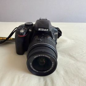 Nikon D3300 デジタル一眼レフカメラ 本体 レンズキット