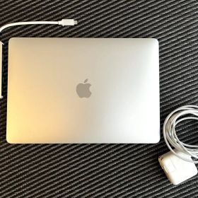 MacBook Air 13インチ Retina/2018/8G