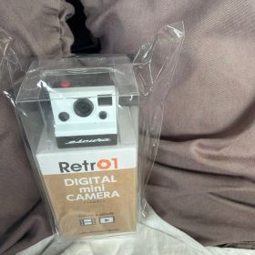 ESCURA Retro1 レトロワン デジタルミニカメラ トイカメラ
