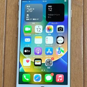Apple iPhone8 本体 64GB simフリー シルバー ホワイト