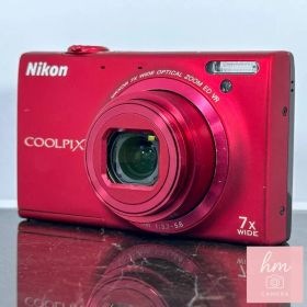 Nikon COOLPIX S6100 スーパーレッド 1600万画素 光学7倍ズーム 広角28mm タッチパネル ニッコールレンズ コンパクトデジタルカメラ ニコン クールピクス