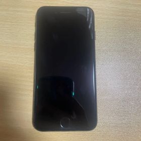 Apple iPhone 7 本体 ブラック32GB
