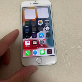 iPhone 7 32GB シルバー sim フリー バッテリー100