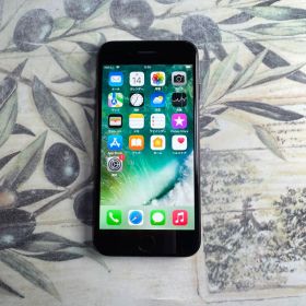 iPhone 7 ブラック 128GB SIMロック解除済み