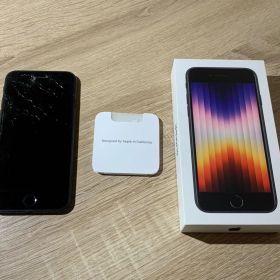1711 iPhone SE 第三世代 64GB ミッドナイト ジャンク品【ネ】