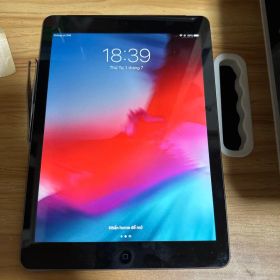 Apple iPad Air 第1世代 本体 16GB
