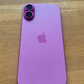 【美品】Apple iPhone 16 plus ピンク 本体