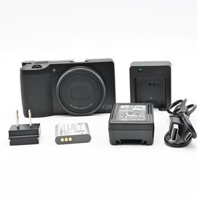 RICOH GR IIIx ショット数 8055回 別売り充電器BJ-11付。