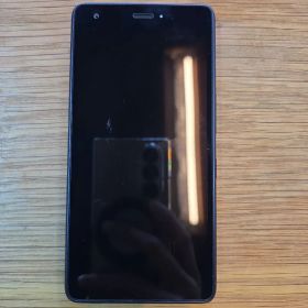 au Qua phone QZ KYV47 本体