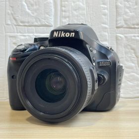 【ジャンク/動作未確認】Nikon D5200 デジタル一眼レフカメラ ニコン 現状品
