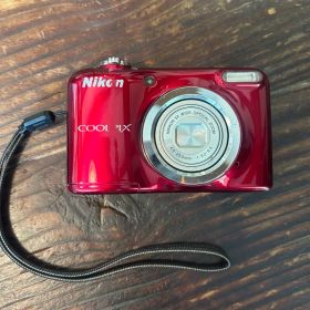 Nikon COOLPIX A10 レッド デジタルカメラ 本体
