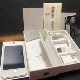 【極美品64GB】iPhone 4s ホワイト 初期化済