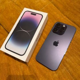 Apple iPhone 14 Pro 本体