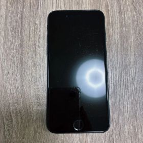 Apple iPhone 7 本体 ブラック 128ギガ(多分)