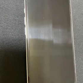 【美品】iPhone 16ホワイト128GBSIMフリー美品 ケース・フィルム付