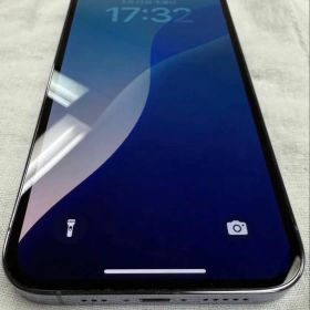 海外版 iPhone13 pro 512GB シャッター音無 バッテリー82%