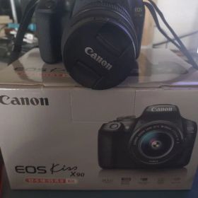 Canon EOS Kiss X90
