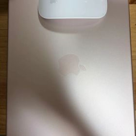 Apple MacBook Neo 本体＋Magic Mouse