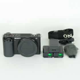 [良品 | シャッター数5,350回｜バッテリー2個付] SONY VLOGCAM ZV-E10 [ボディ ブラック] | SONY Eマウント