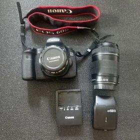 【美品・豪華セット】Canon EOS 60D＋万能レンズ＆神単焦点＆ストロボ