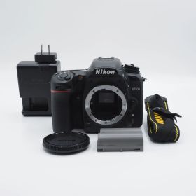 ショット数924回 Nikon ニコン D7500 ボディ デジタル一眼レフ 新品級 #3214