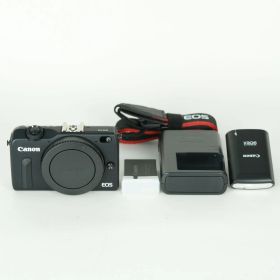 [美品 | フラッシュ付] Canon EOS M2 ボディ ブラック | ミラーレス一眼カメラ