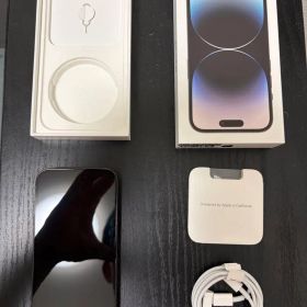 Apple iPhone 14 Pro 本体