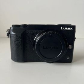 Panasonic LUMIX DMC-GX7MK2ミラーレス一眼 本体