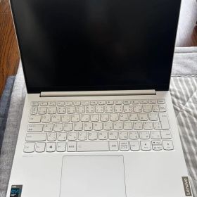Lenovo Yoga Slim 750i 1165g7 16GB