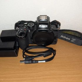 Nikon Z50 ミラーレス一眼 バッテリー2個・充電器・USBコード付