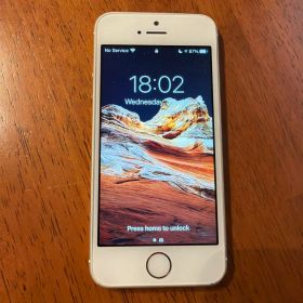 Apple iPhone SE 本体 ゴールド SIMフリー 北米仕様