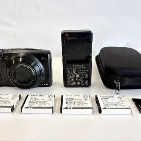 FUJIFILM FinePix F1000EXR ブラック 付属品セット