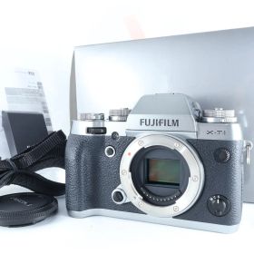 【良品】FUJIFILM レンズ交換式プレミアムカメラ X-T1グラファイトシルバーエディション FX-X-T1 GS