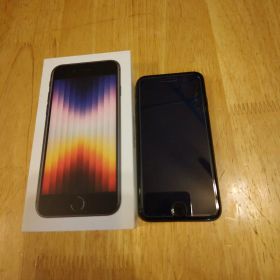 Apple iPhone SE (第3世代) ブラック 本体