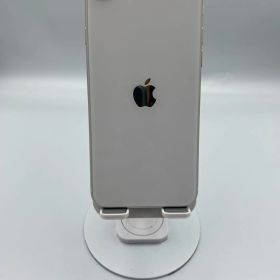 iPhone SE3 64GB スターライト SIMフリー バッテリー容量82%