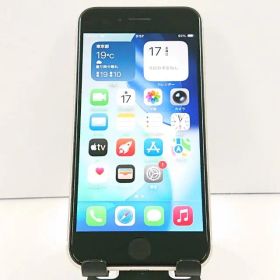 iPhoneSE 第3世代 64GB ドコモ スターライト 送料無料 本体 c19018