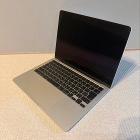 MacBook Air M3 2024年 8GB / 256 GB