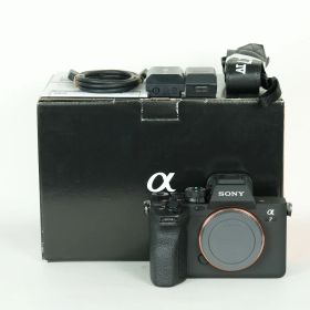 [美品 | シャッター数16,800回] SONY α7 IV（ILCE-7M4） [ボディ] | SONY Eマウント