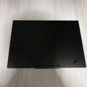 【美品】Lenovo ThinkPad E14 Gen7 ILL